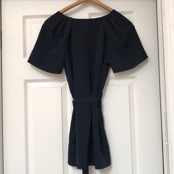 Vera Wang Navy Top - Picture 3 of 3